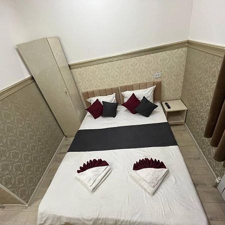 Fenix Hotel Tachkent Extérieur photo