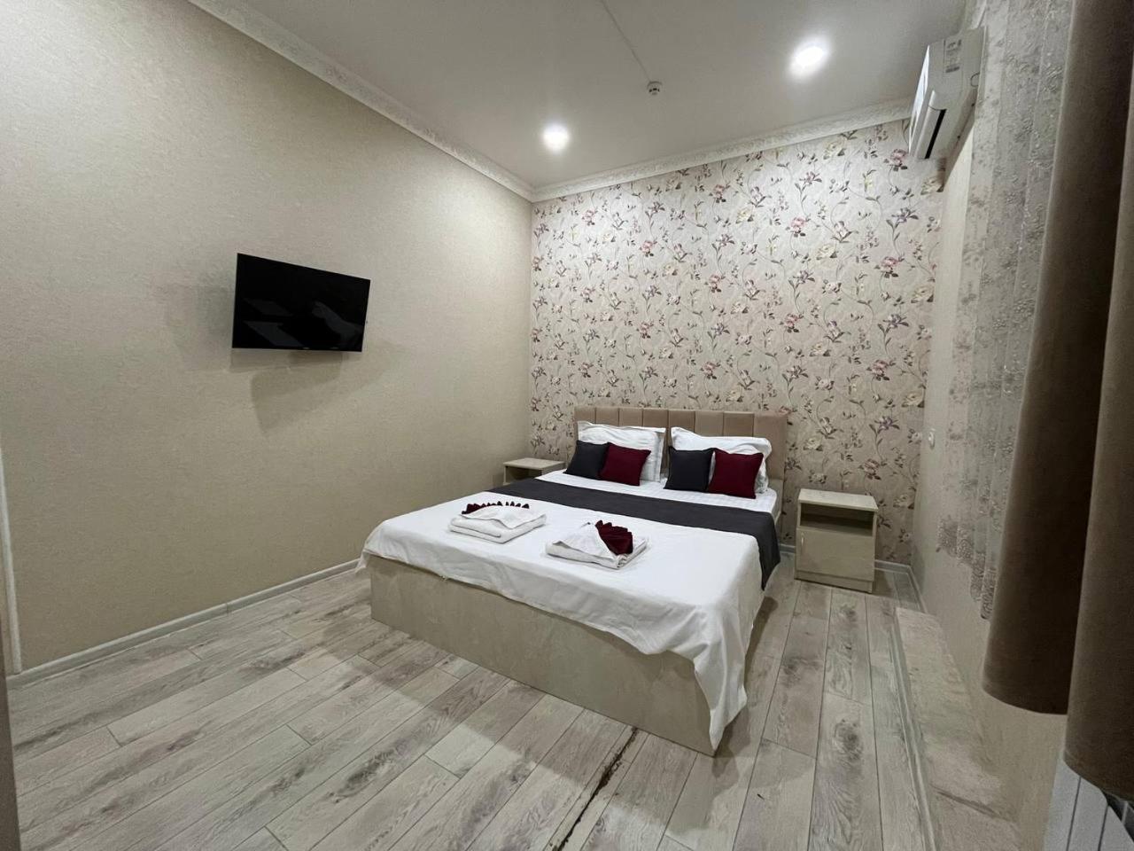 Fenix Hotel Tachkent Extérieur photo