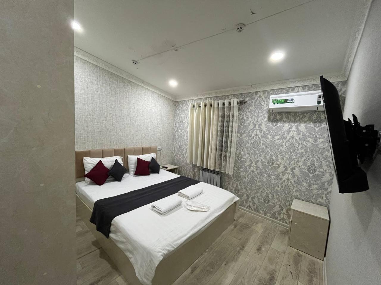 Fenix Hotel Tachkent Extérieur photo