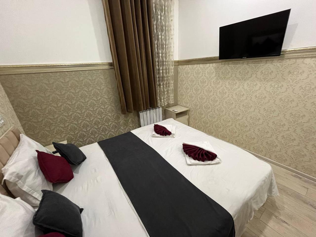 Fenix Hotel Tachkent Extérieur photo