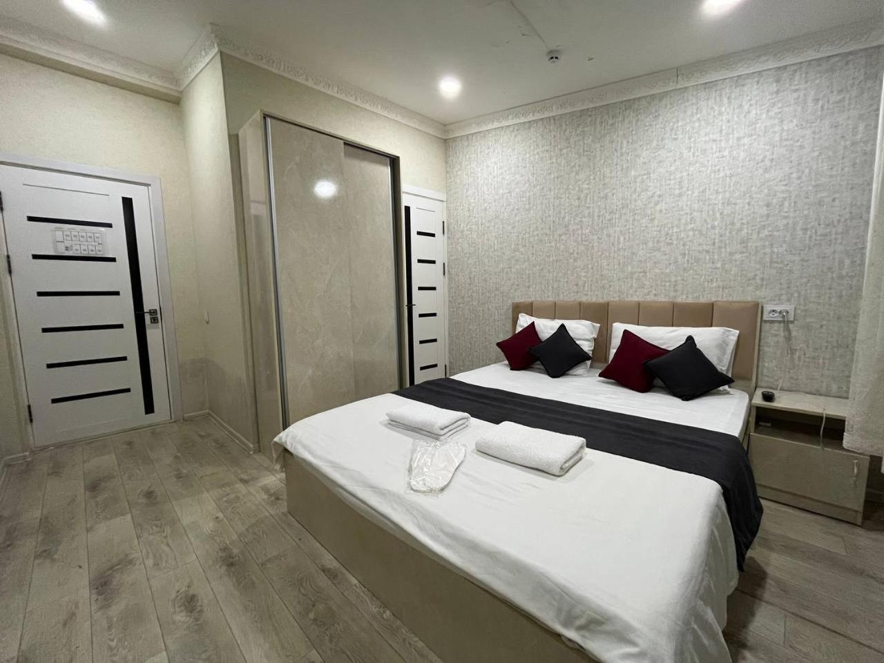 Fenix Hotel Tachkent Extérieur photo