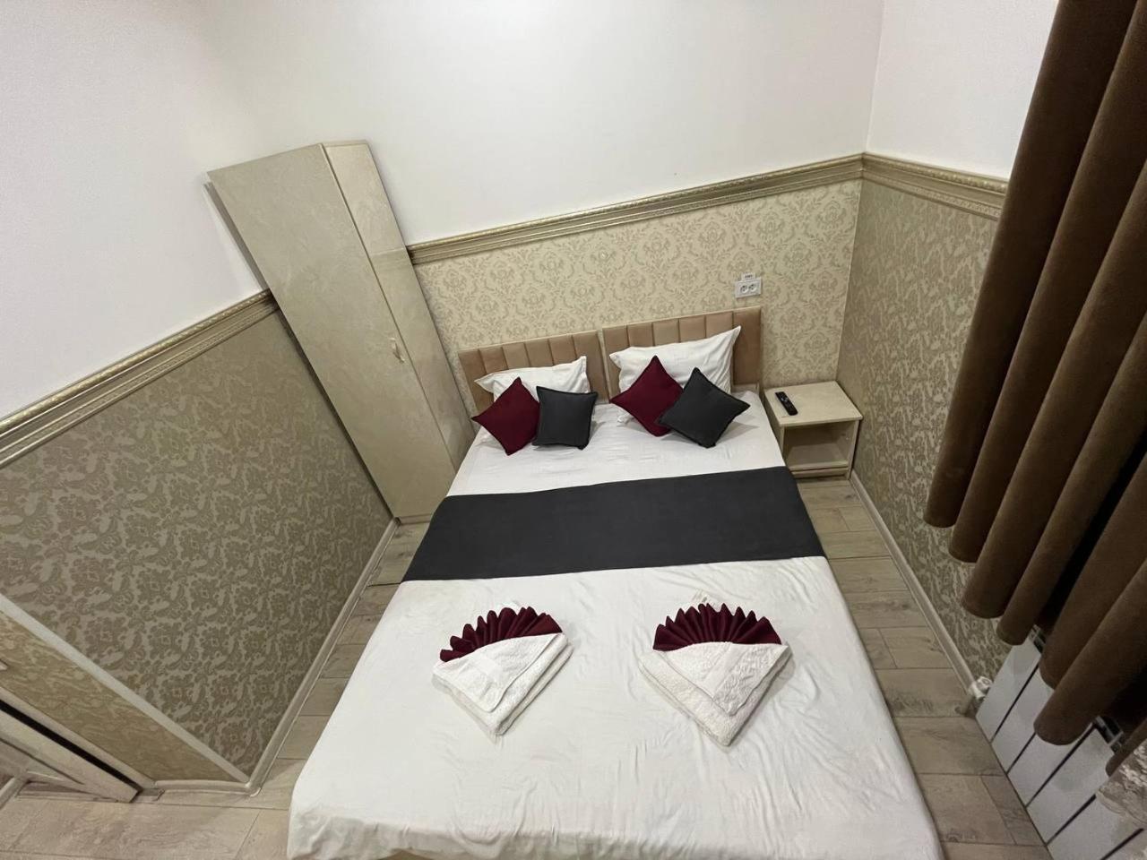 Fenix Hotel Tachkent Extérieur photo
