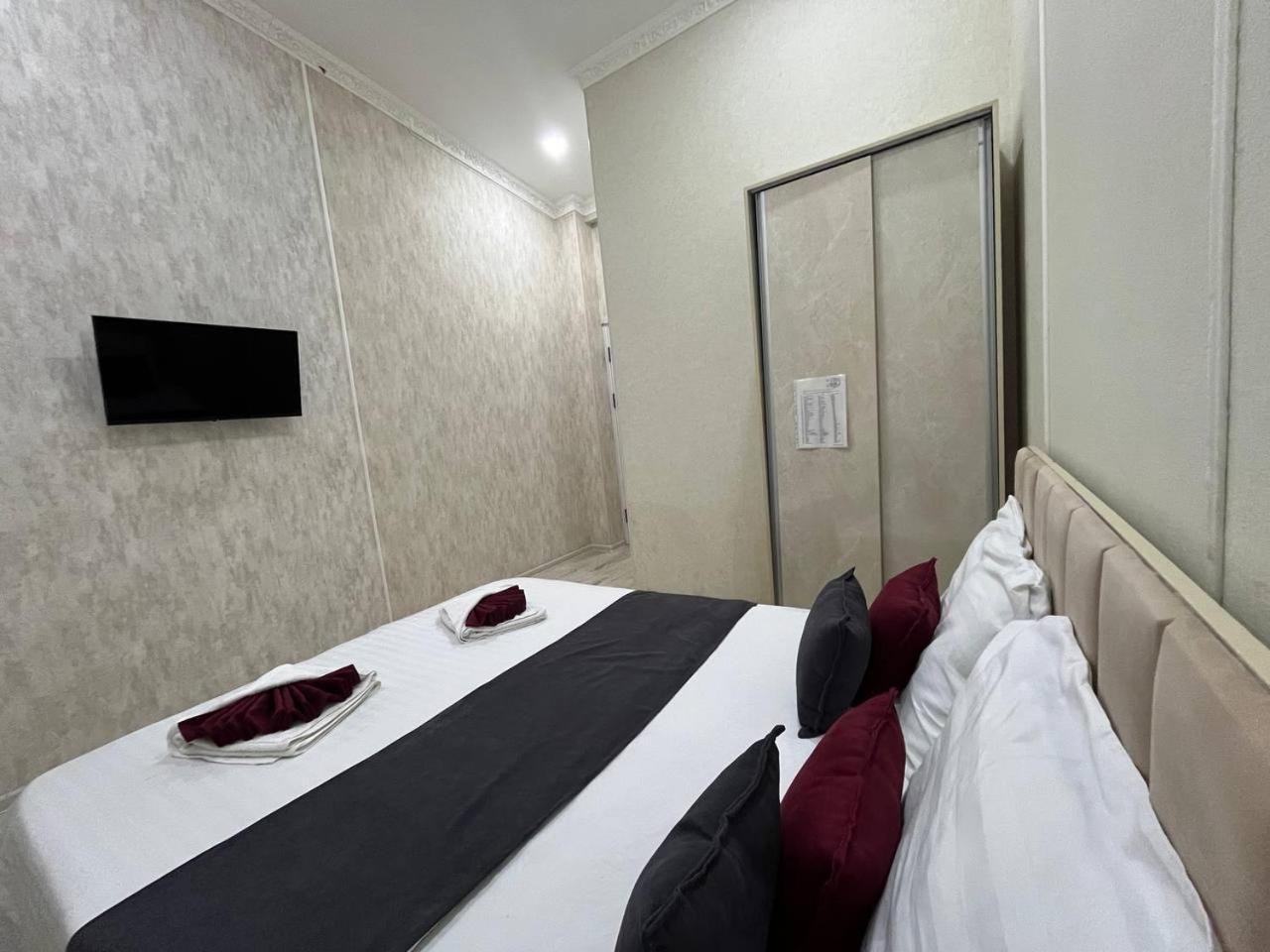 Fenix Hotel Tachkent Extérieur photo