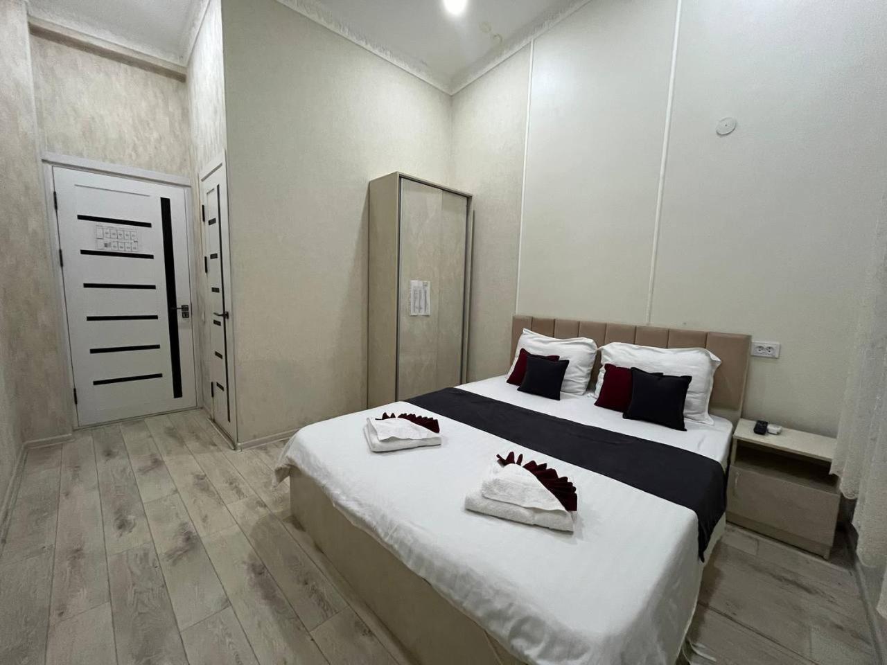 Fenix Hotel Tachkent Extérieur photo