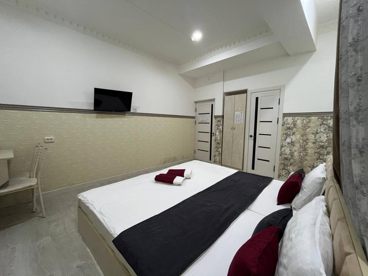 Fenix Hotel Tachkent Extérieur photo