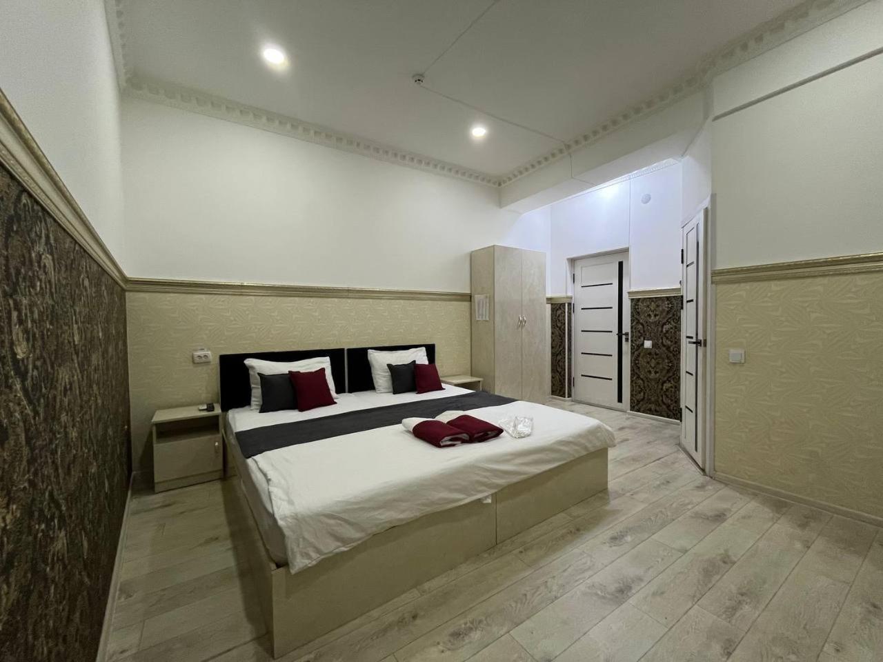 Fenix Hotel Tachkent Extérieur photo