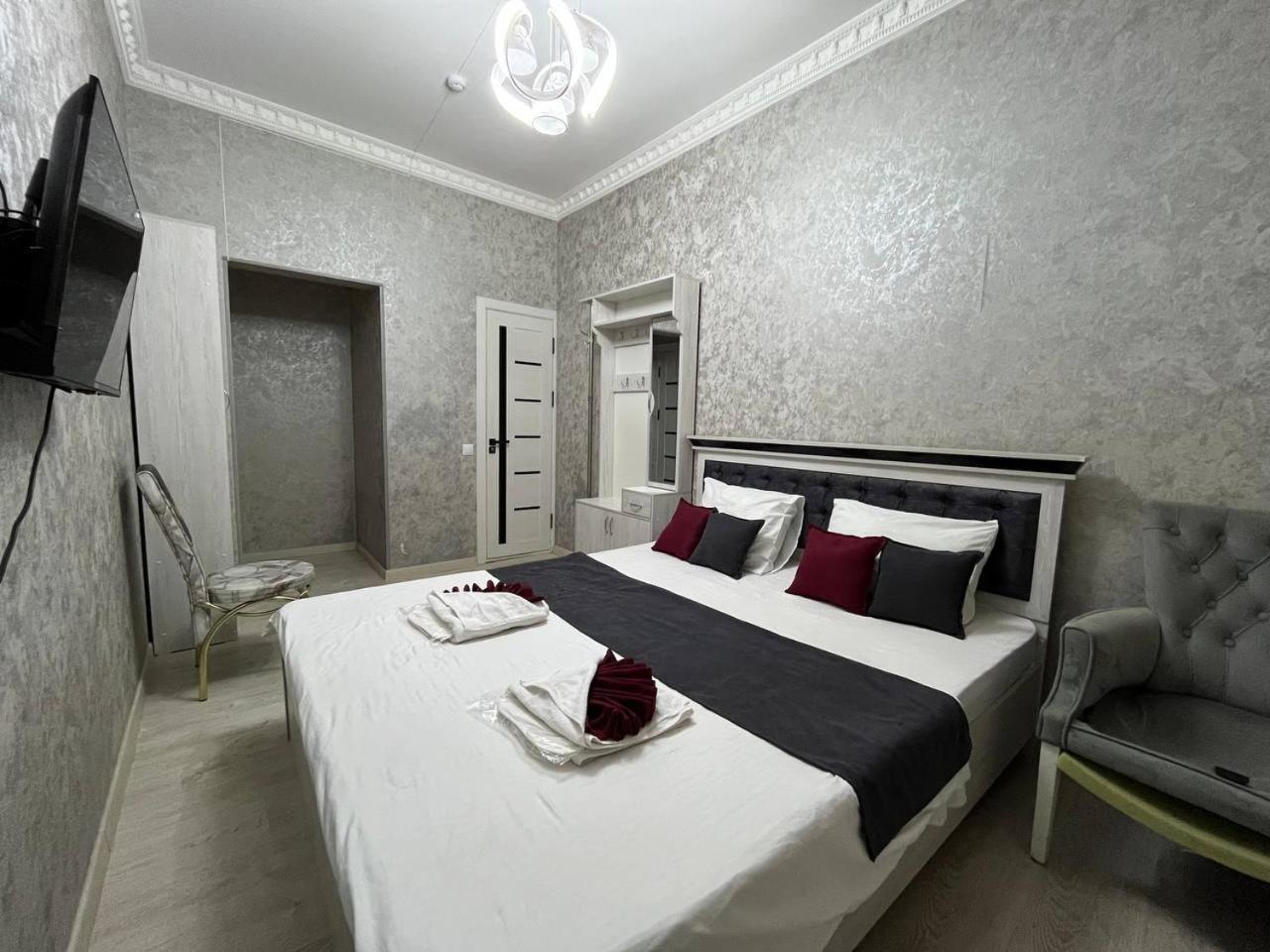 Fenix Hotel Tachkent Extérieur photo